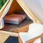 Glamping Tent 5 * Na Clocha Liatha