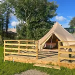 Glamping Tent 5 Οργανωμένο κάμπινγκ Na Clocha Liatha